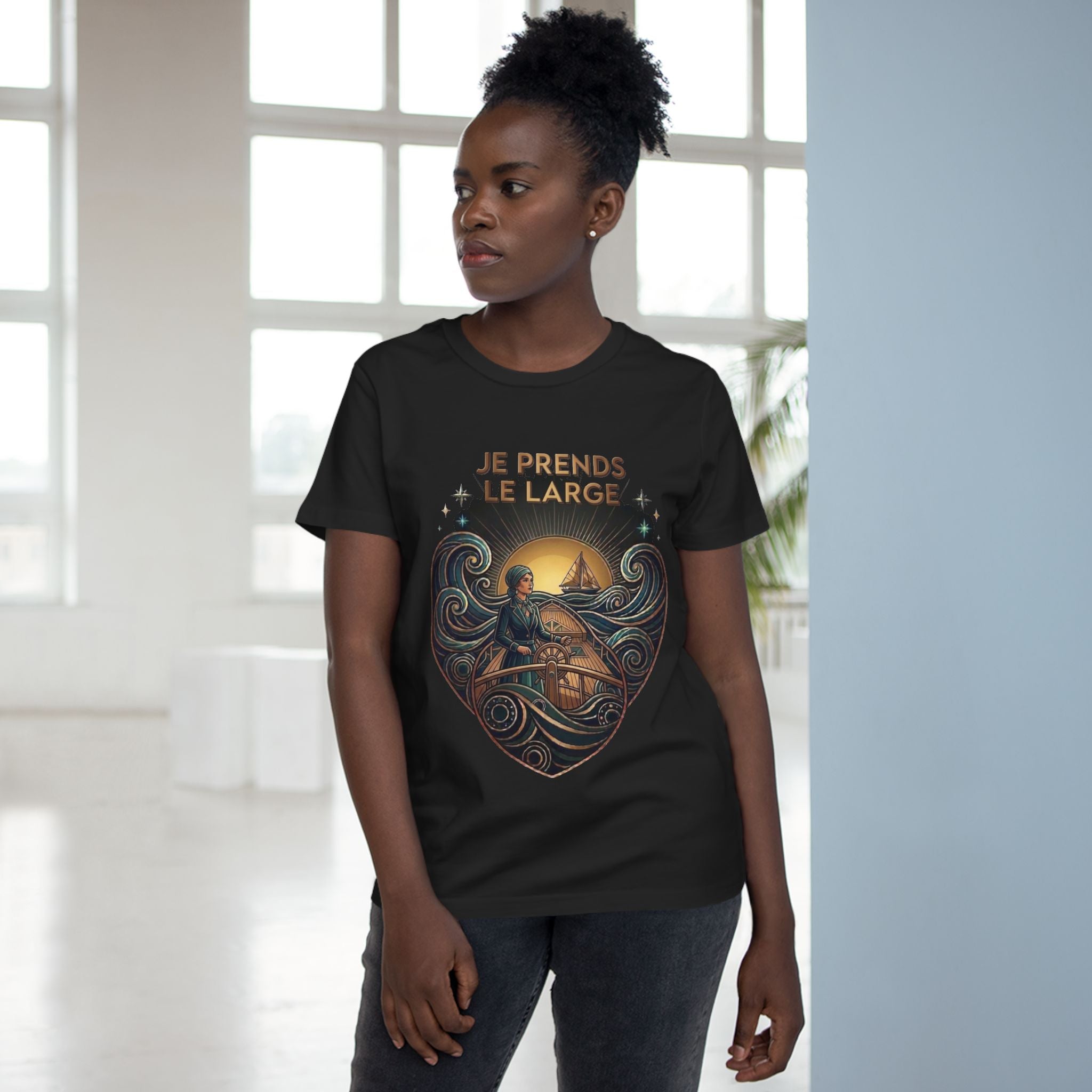 J'aime La Mer - Escape to the Sea Canvas Tee